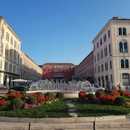 Downtown Rino Apartamento